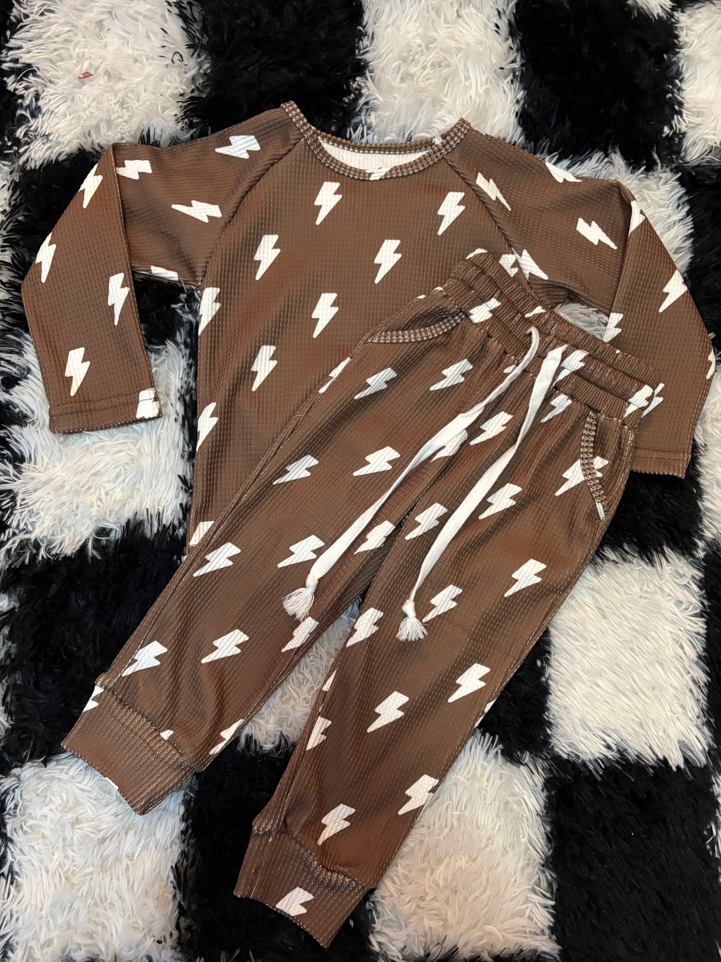 Bolt Long Sleeve Set